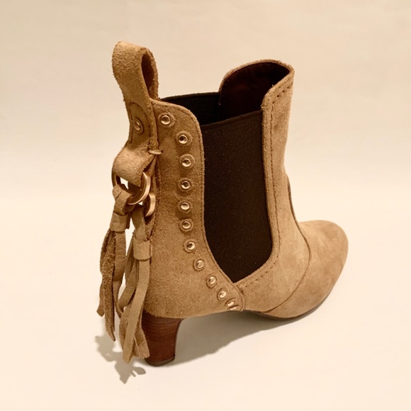 See by Chloé Medium Beige Tan Suede Tasseled Studded Bootie Nude Ankle Boot 36.5 - Picture 11 of 11